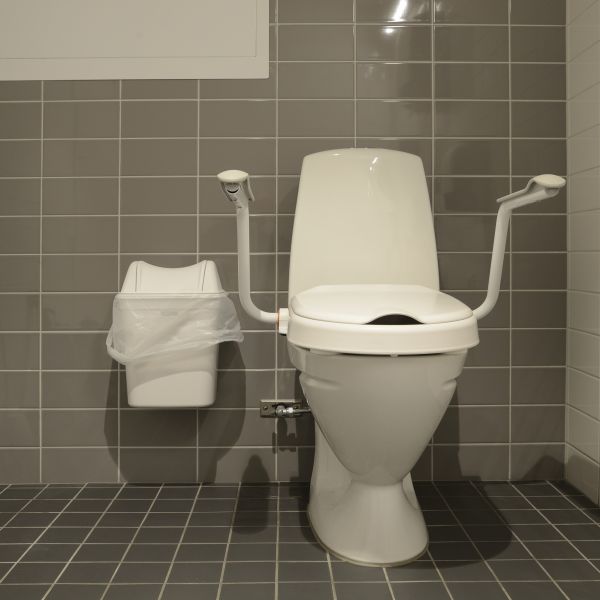 Cost of Commercial Toilet Repair in Lees Summit